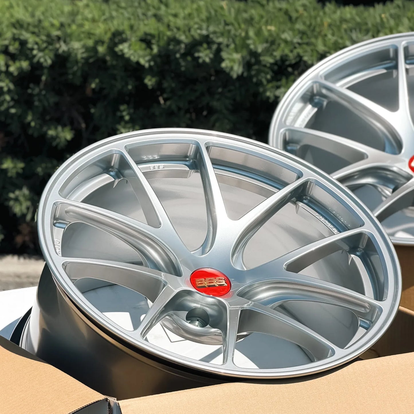 BBS RI-A 18x10 +25, 18x11 +37 5x120 Diamond Silver (SET)