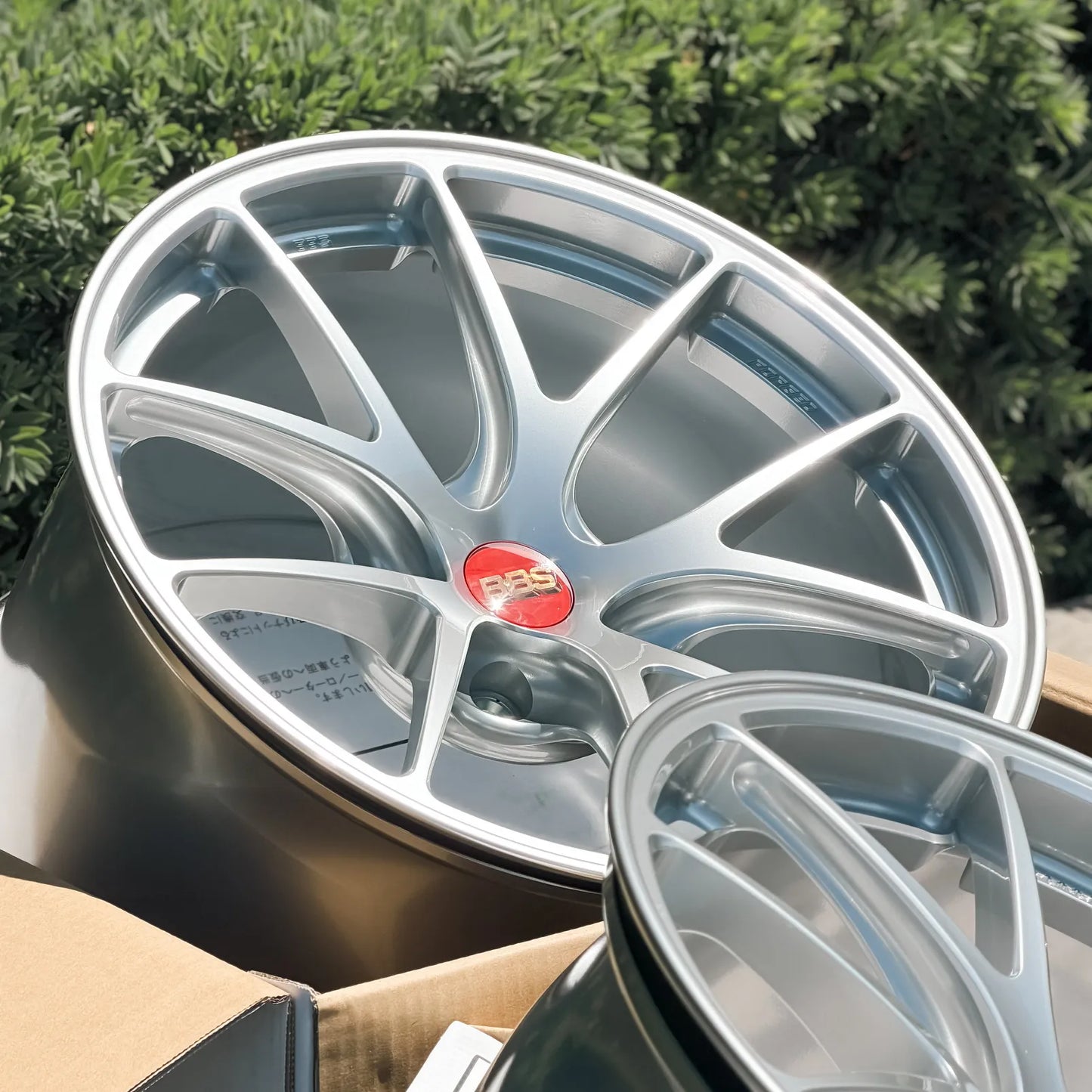 BBS RI-A 18x10 +25, 18x11 +37 5x120 Diamond Silver (SET)