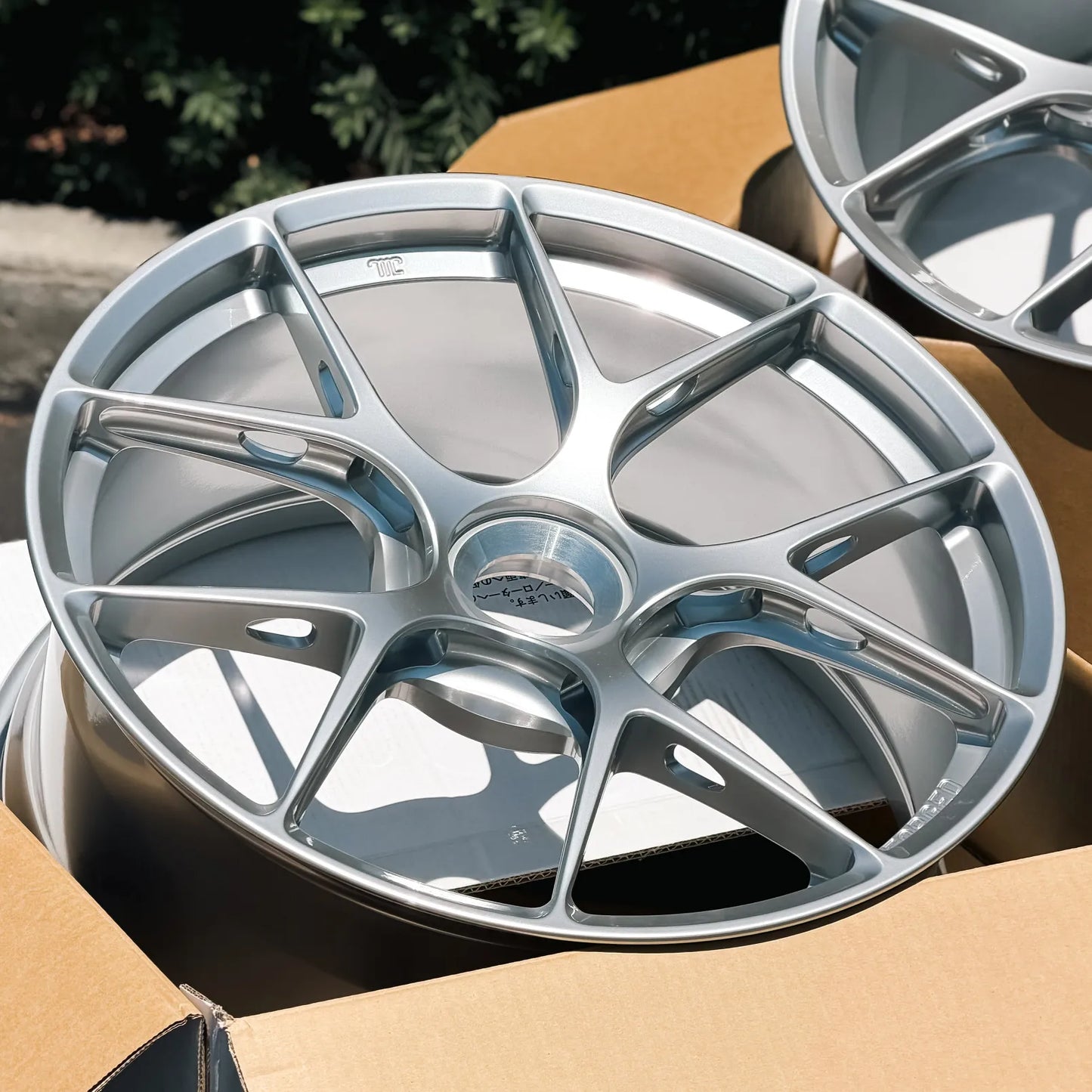 BBS FI-R 20x9.5 +50, 20x12 +44 CL Diamond Silver (SET)