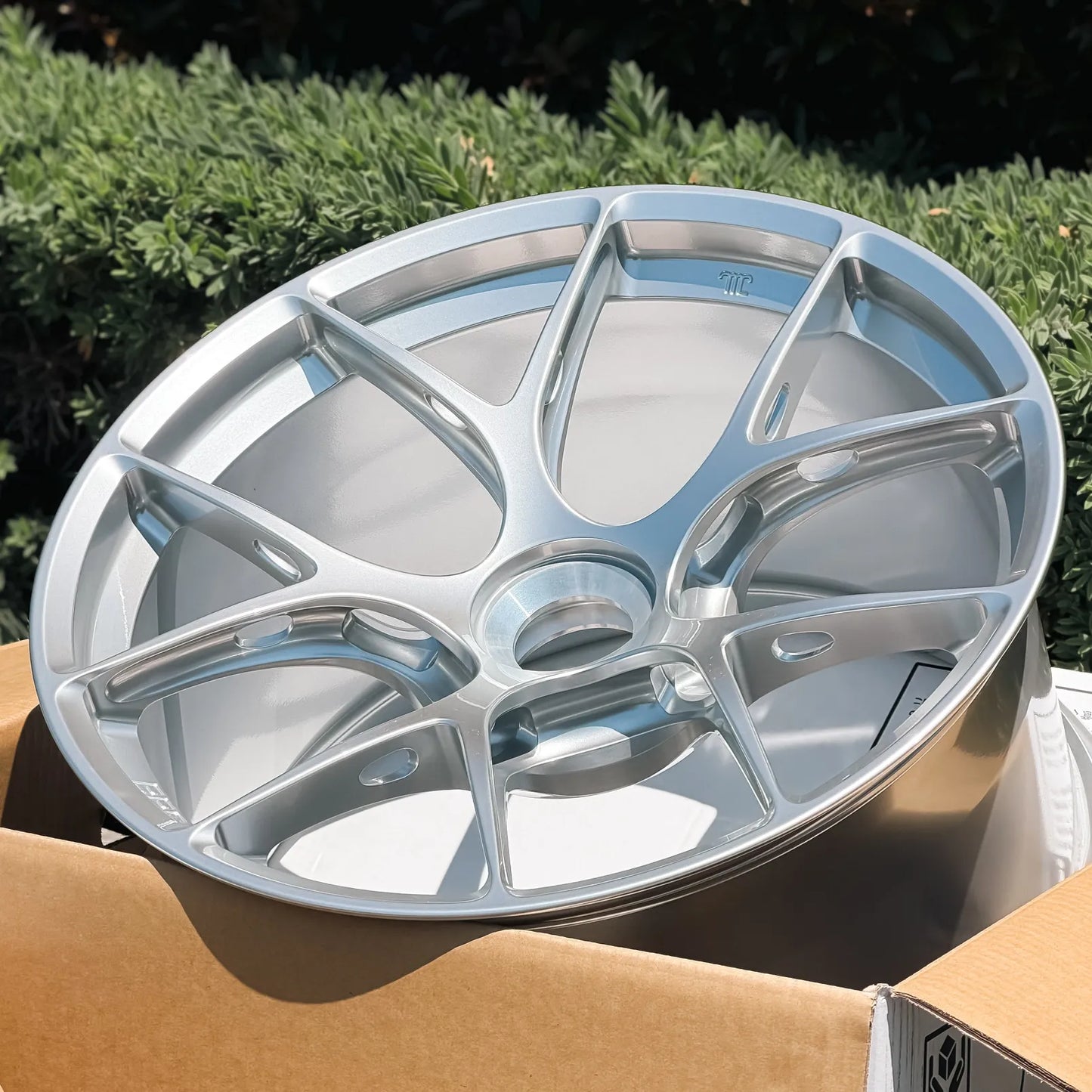 BBS FI-R 20x9.5 +50, 20x12 +44 CL Diamond Silver (SET)