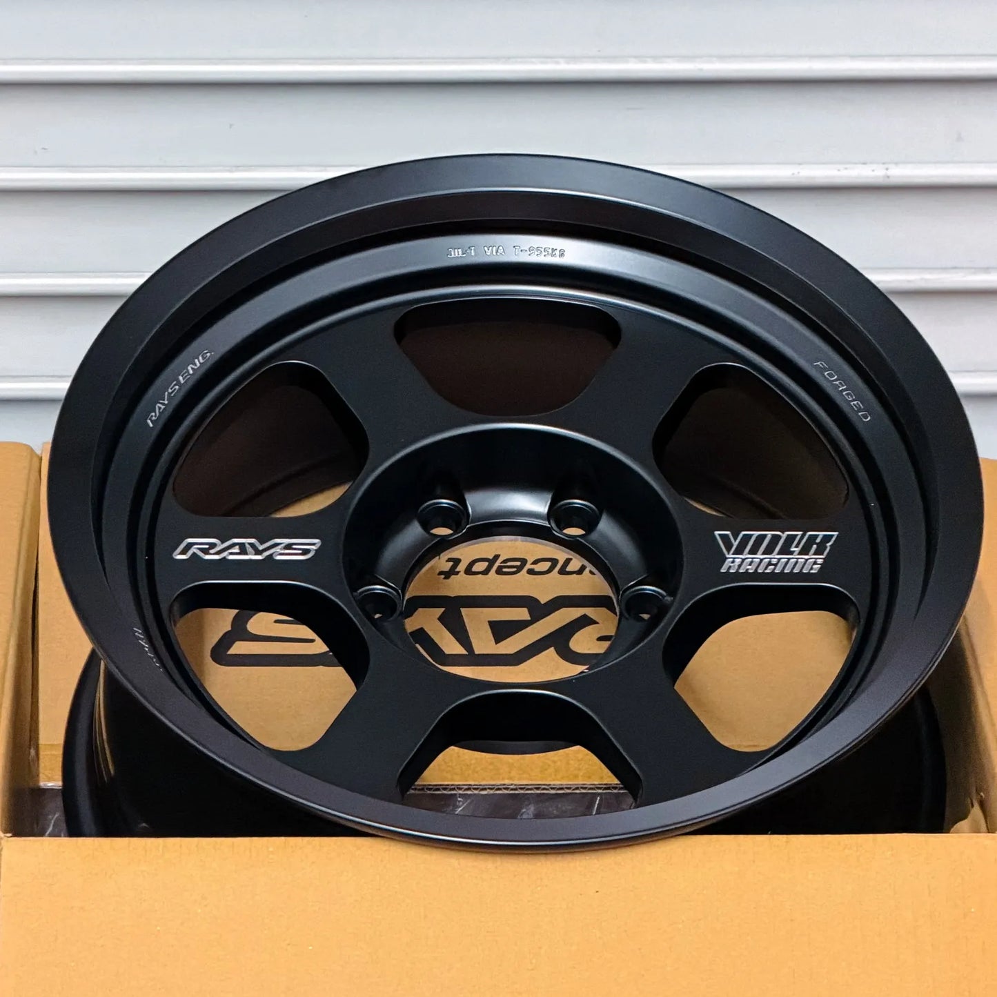 Volk Racing TE37XT Black Shadow LTD 17x8 +0 6x139.7 Matte Translucent Black (SET)
