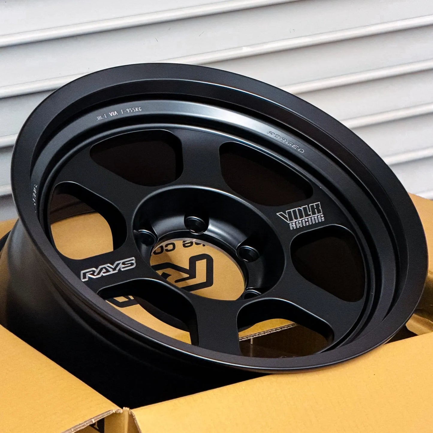 Volk Racing TE37XT Black Shadow LTD 17x8 +0 6x139.7 Matte Translucent Black (SET)