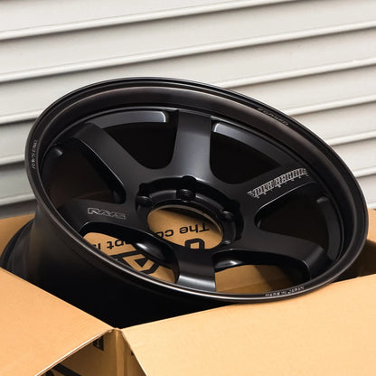 Volk Racing TE37SB Black Shadow LTD 18x8.5 +22 6x139.7 Matte Translucent Black (SET)