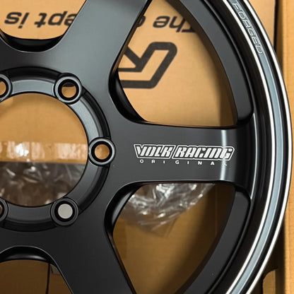 Volk Racing TE37SB Black Shadow LTD 18x8.5 +22 6x139.7 Matte Translucent Black (SET)