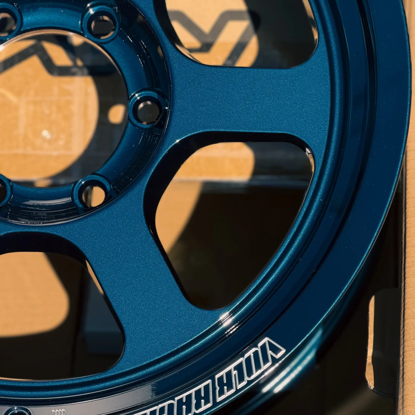 Volk Racing TE37XT M-Spec 18x9 +15 6x139.7 Mag Blue (SET)