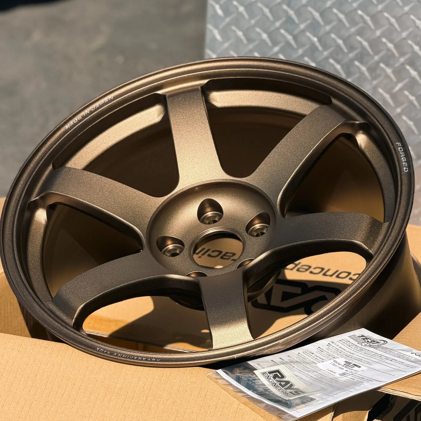 Volk Racing TE37 Saga S-Plus 30th Anniversary Sticker Ver. 18x9.5 +22 5x114.3 Bronze (SET)