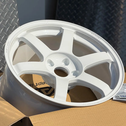 Volk Racing TE37 Saga S-Plus 30th Anniversary Sticker Ver. 18x9.5 +38 5x114.3 White (SET)