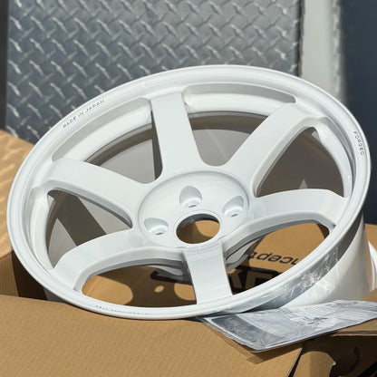 Volk Racing TE37 Saga S-Plus 30th Anniversary Sticker Ver. 18x9.5 +22 5x114.3 White (SET)