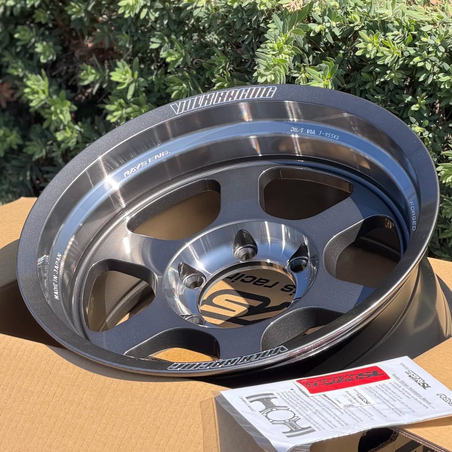 Volk Racing TE37XT SL M-Spec 17x8.5 -10 6x139.7 Pressed Graphite (SET)
