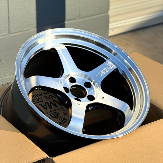 Advan GT Beyond-R 18x9.5 +45 5x100 Machining & Diamond Cutting (SET)