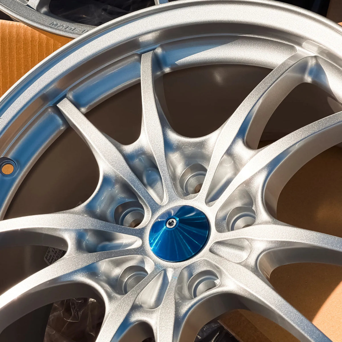 Mugen MF10 17x7.5 +52, 17x8.5 +59 5x114.3 Silver (SET)