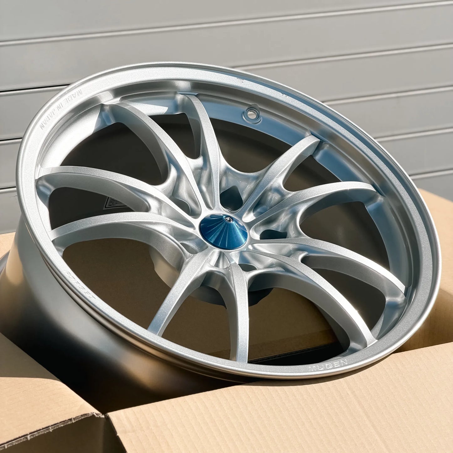 Mugen MF10 18x9.5 +45 5x120 Silver (SET)