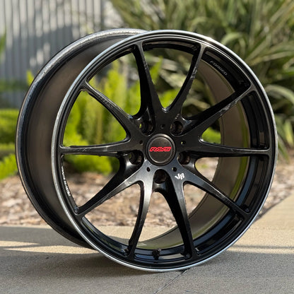Volk Racing G25 18x9.5 +43 5x114.3 Formula Silver / Black Clear / Rim Edge DC (PRE-OWNED)