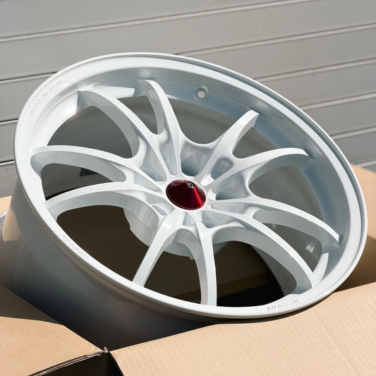 Mugen MF10 18x9.5 +45 5x120 White (SET)