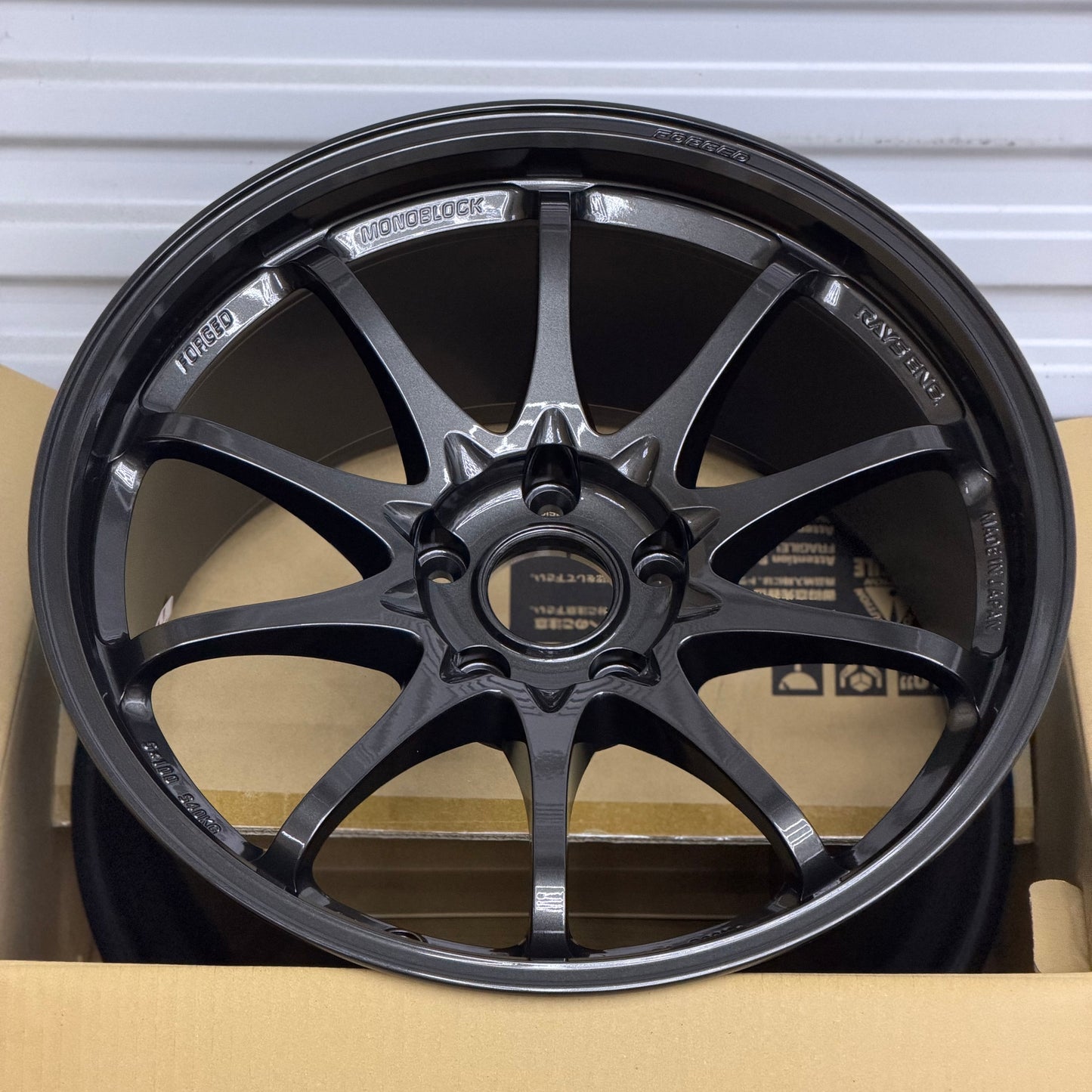 Volk Racing CE28 Club Racer II Black Edition 18x10 +40 5x114.3 Diamond Dark Gunmetal (SET)
