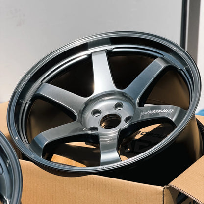 Volk Racing TE37 Ultra M-Spec 20x10 +8, 20x11 +15 5x112 Shining Light Metal (SET)