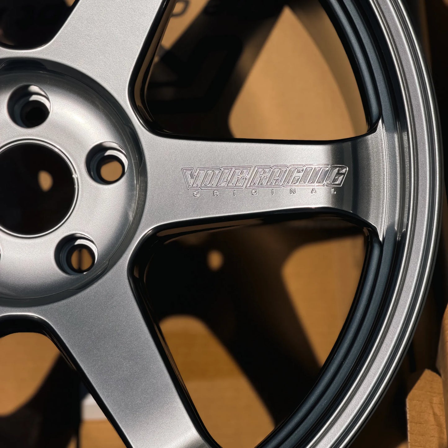 Volk Racing TE37 Ultra M-Spec 20x10 +8, 20x11 +15 5x112 Shining Light Metal (SET)