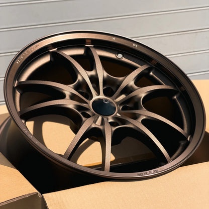 Mugen MF10 17x8.5 +40 5x114.3 Bronze (SET)