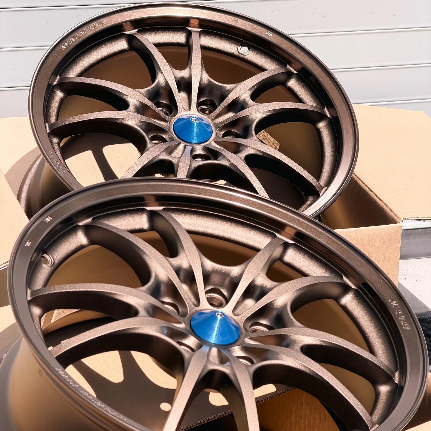 Mugen MF10 17x7.5 +52, 17x8.5 +59 5x114.3 Bronze (SET)