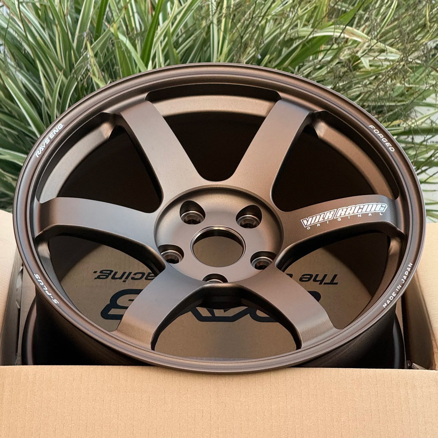 Volk Racing TE37 Saga S-Plus 18x10 +40 5x120 Bronze (SET)