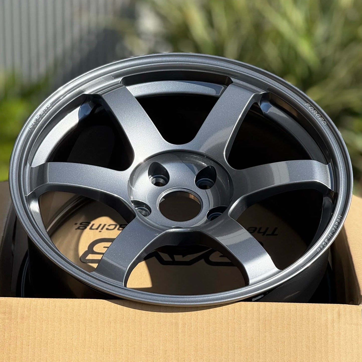 Volk Racing TE37 Saga SL 18x10 +40 5x120 Gunmetal (SET)