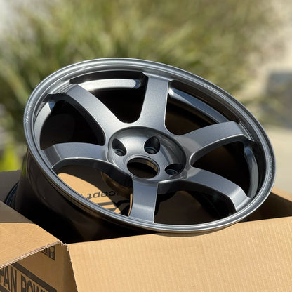 Volk Racing TE37 Saga SL 18x10 +40 5x120 Gunmetal (SET)