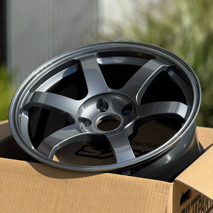 Volk Racing TE37 Saga SL 18x10 +40 5x120 Gunmetal (SET)