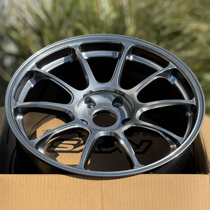 Volk Racing ZE40 M-Spec 18x9.5 +39 5x120 Shining Light Metal (SET)