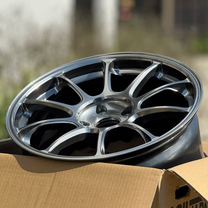 Volk Racing ZE40 M-Spec 18x9.5 +39 5x120 Shining Light Metal (SET)