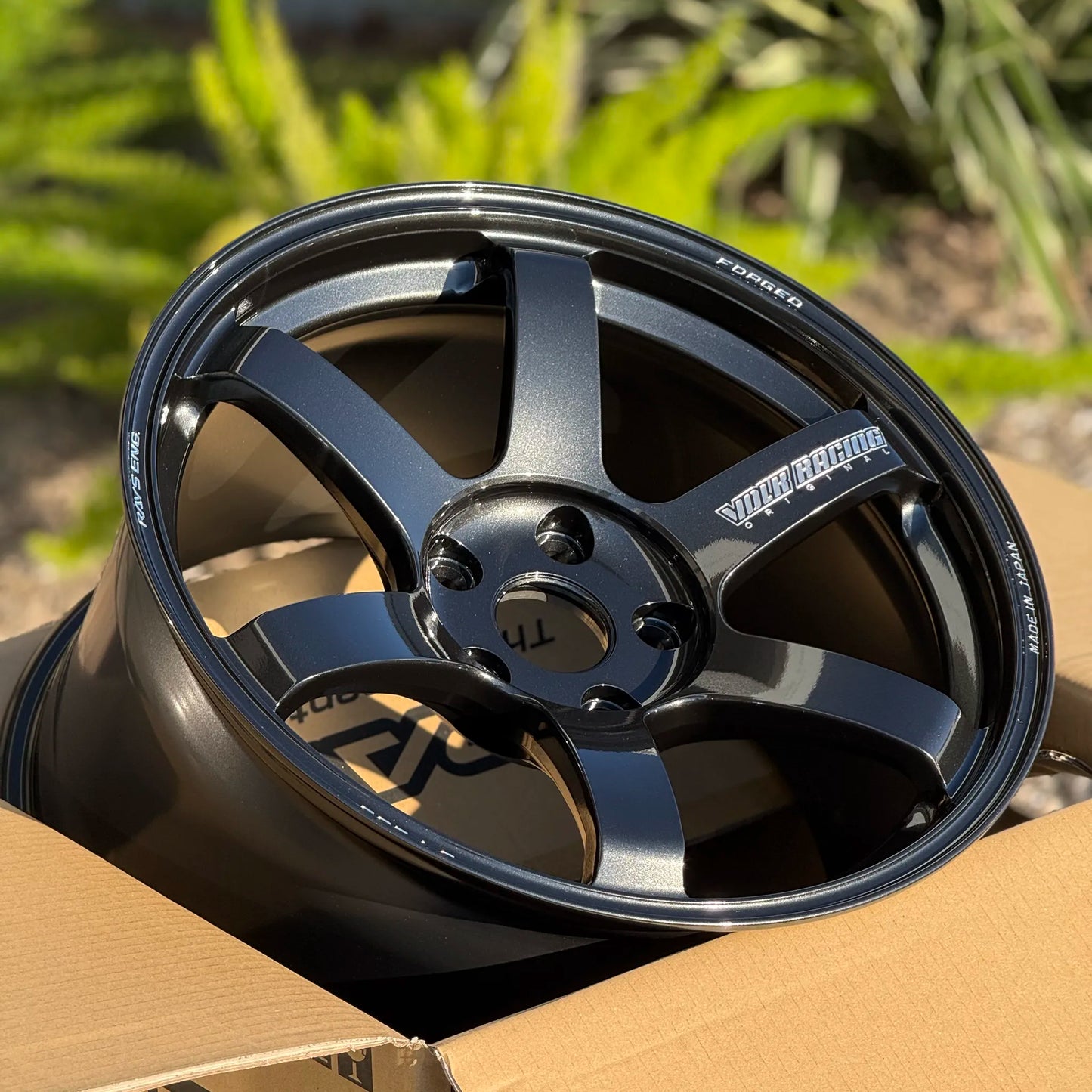 Volk Racing TE37 Saga S-Plus 18x10 +40 5x120 Diamond Dark Gunmetal (SET)