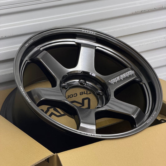 Volk Racing TE37 Ultra Large PCD M-Spec 18x9 +15 6x139.7 Shining Black Metal (SET)