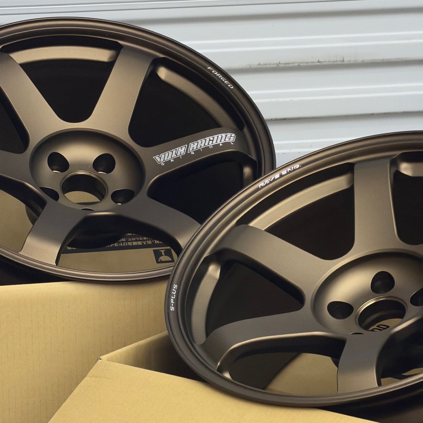 Volk Racing TE37 Saga S-Plus 19x10 +8, 19x11 +18 5x112 Bronze (SET)