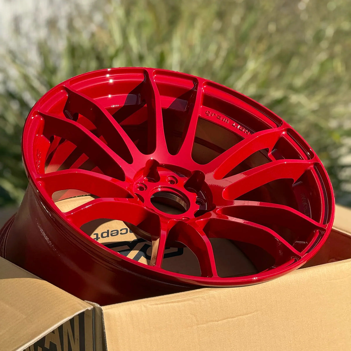 Gram Lights 57XTREME Spec-D 18x9.5 +38 5x114.3 Milano Red (SET)