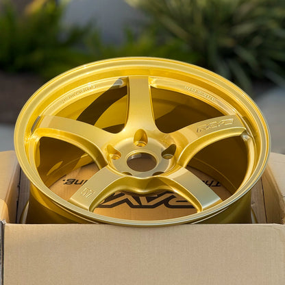 Gram Lights 57CR 18x9.5 +38 5x100 E8 Gold (SET)