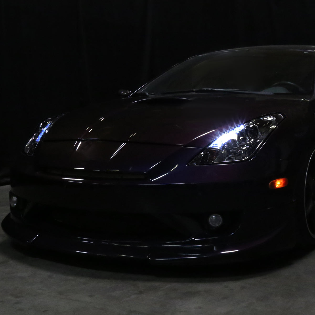 2000-2005 Toyota Celica Projector Headlights w/ SMD LED Light Strip (Chrome Housing/Smoked Lens)