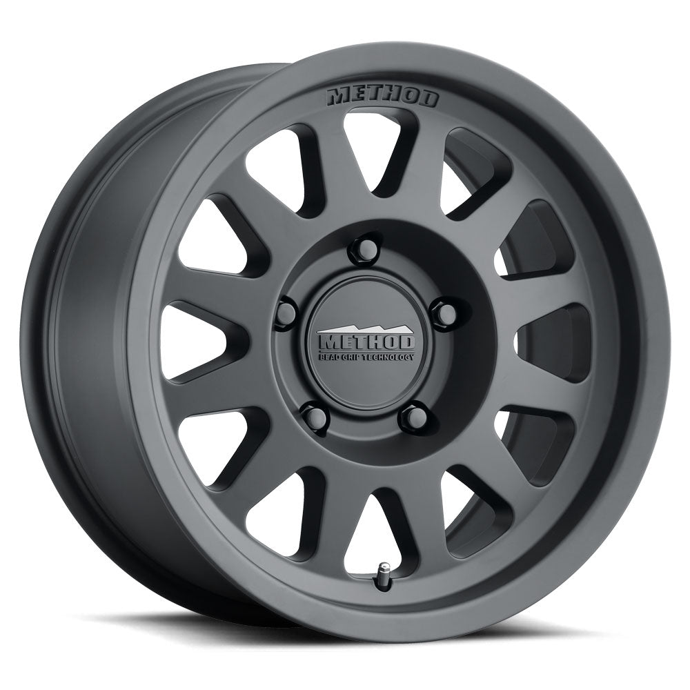 Method 704 | Matte Black | 16x8 | 6x5.5 | 0/4.50" | MR70468060500