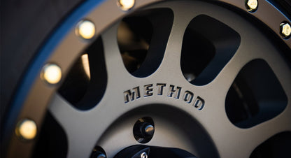 (set of 4) Method MR305 NV Titanium - Matte Black Lip | 18x9" +25mm | 5x150mm Wheel
