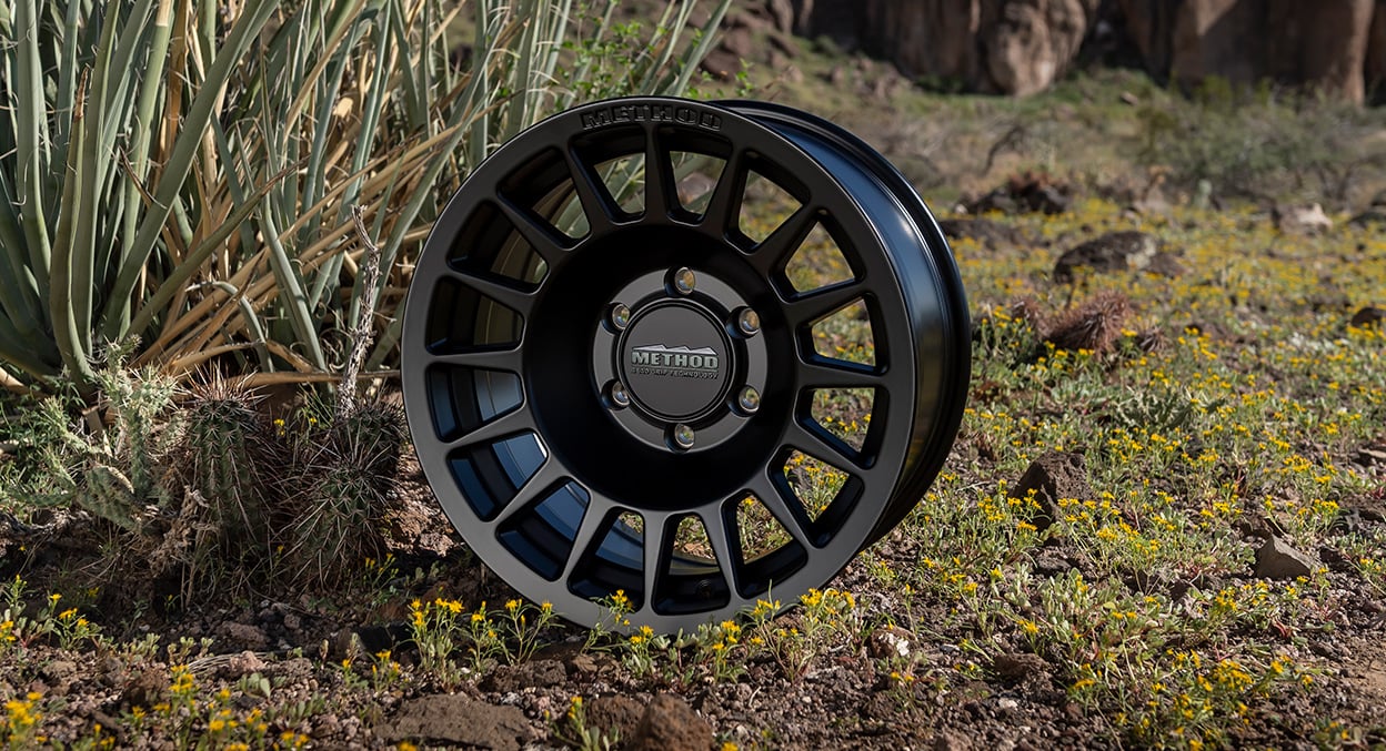 (set of 4) Method MR707 Matte Black | 17x8.5" +0mm | 6x5.5in Wheel