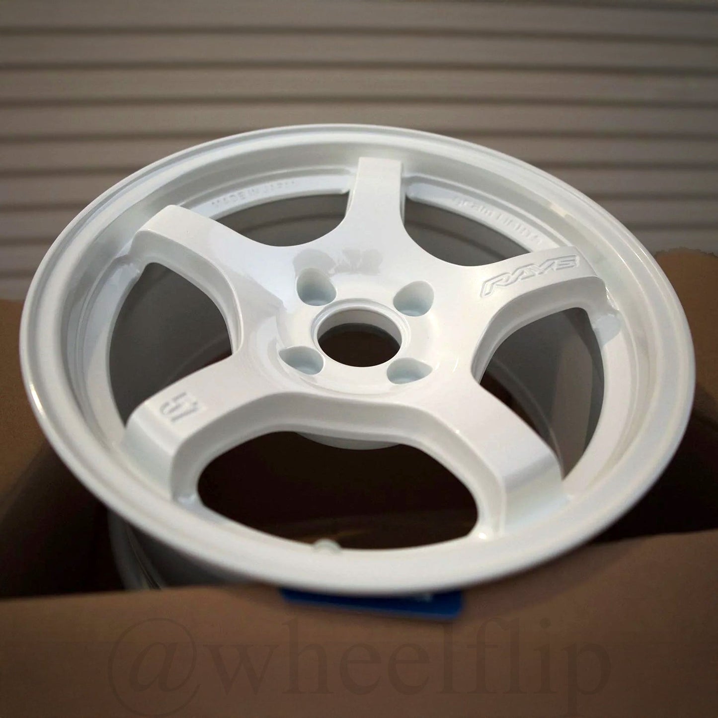 Gram Lights 57CR 15x8 +28 4x100 Ceramic White Pearl