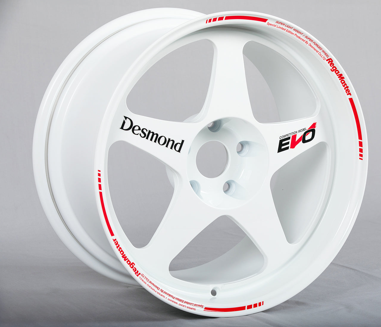 Desmond Regamaster EVO II 18x9.5 +22, 18x10.5 +22 Gloss White (SET)