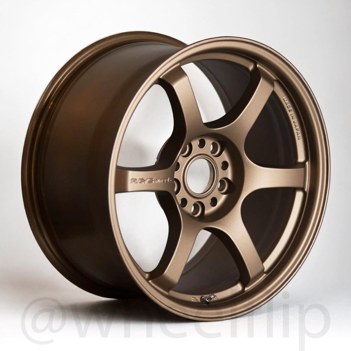Gram Lights 57DR 17x9 +22 5x114.3 Bronze 2 (SET)