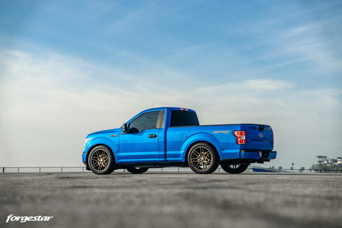 Forgestar X14 Satin Bronze | 22x10" +30mm | 6x135mm Wheel