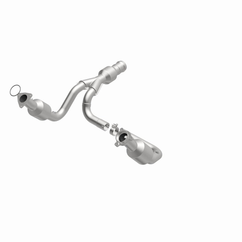 Magnaflow OEM Grade Direct-Fit Catalytic Converter | GMC Yukon XL 6.2L (52617)