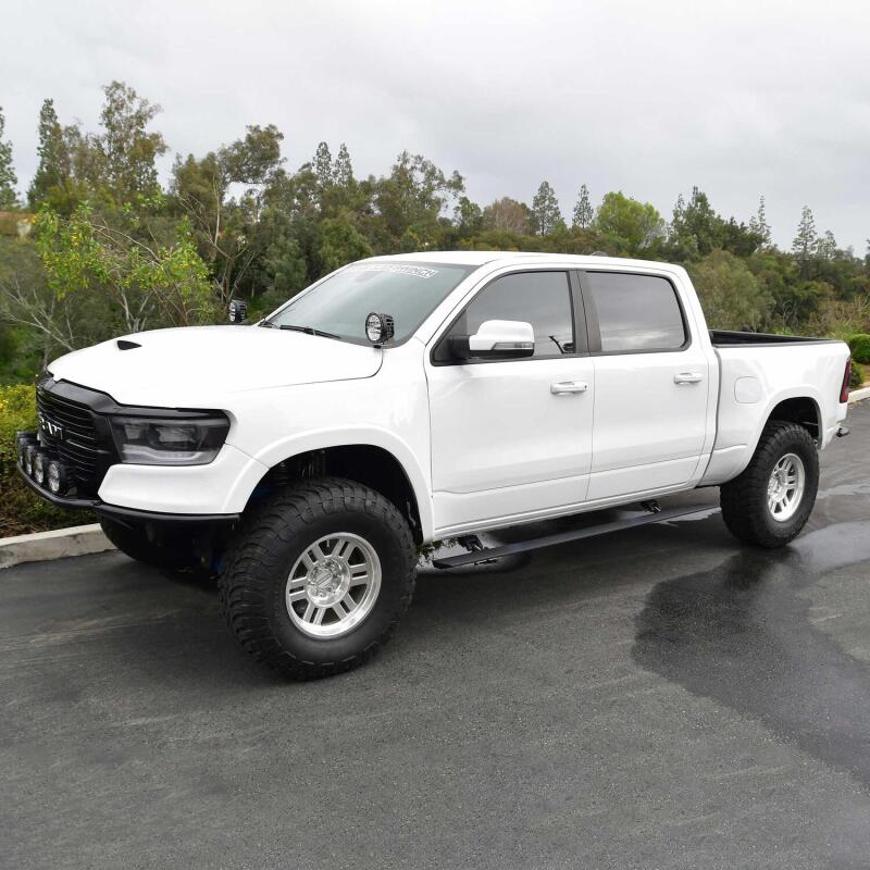 Westin 29-24085 Pro-e Running Boards for 19-24 RAM 1500 Crew Cab
