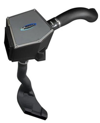 Volant 01-06 GM 2500HD / 3500HD 6.0L Air Intake Closed Box w/ Cold Air Scoop and DryTech Filter | GM 2500HD / 3500HD (01-06) (350603D)