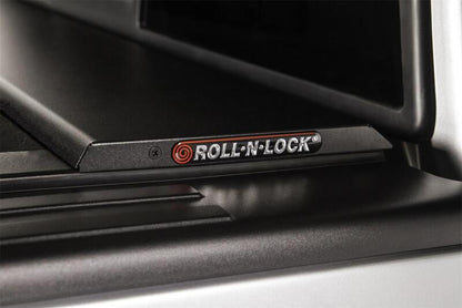 Roll-N-Lock M-Series 77in Retractable Tonneau | Toyota Tundra 07-18 (LG571M)