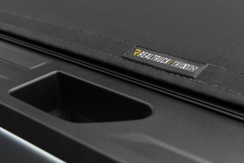 Truxedo 1450001 Pro X15 Tonneau Cover, Black For 23-26 Colorado/Canyon 5' 2" Bed