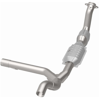 MagnaFlow 1999-2000 Ford Expedition California Grade CARB Compliant Direct-Fit Catalytic Converter