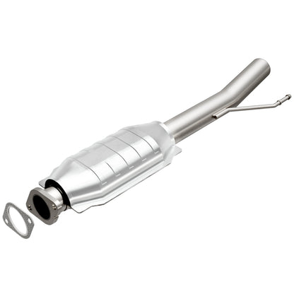 Magnaflow 49663 DirectFit Converter For Ford Escape/Trib 3.0 Rear