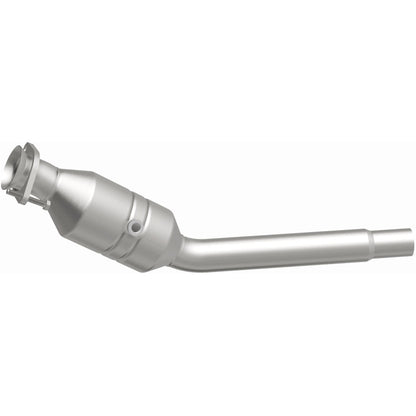 MagnaFlow 2010-2012 Jaguar XJ California Grade CARB Compliant Direct-Fit Catalytic Converter